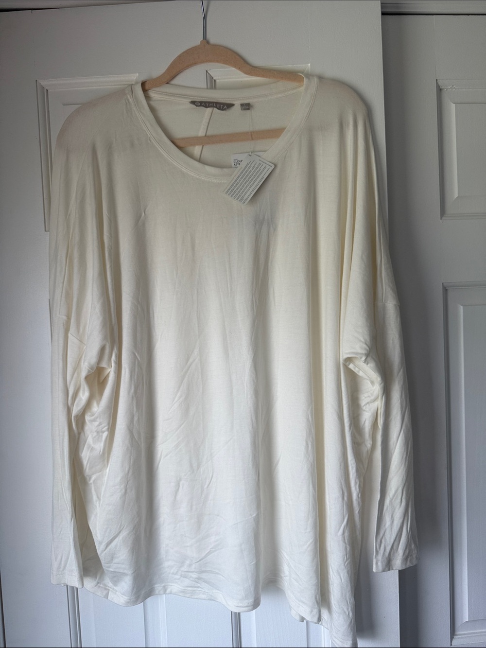 Athleta Ivory Crewneck Long Sleeve Top